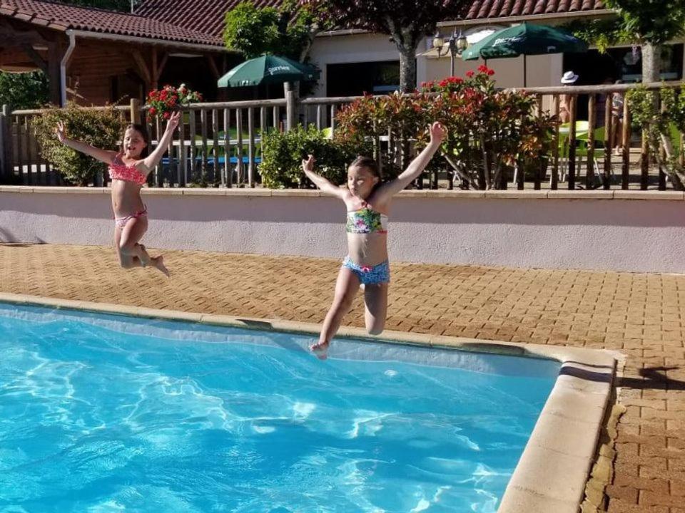 Camping Maeva Escapades Au P'Tit Bonheur Peyrillac-et-Millac Ngoại thất bức ảnh